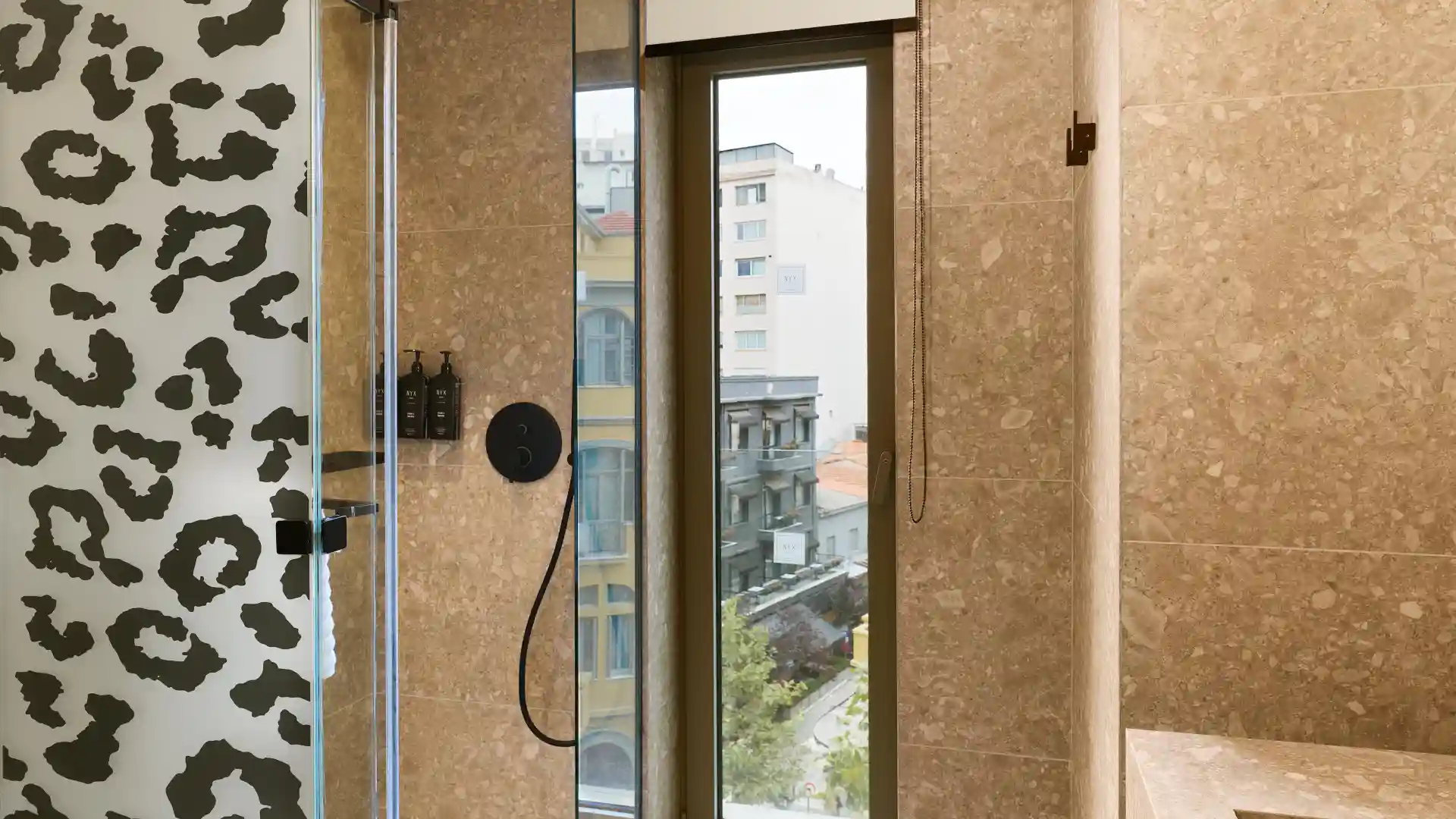 Δίκλινο Δωμάτιο «Design Star»